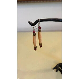 Vintage Womens Brown Red Beaded Wooden Drop Earrings Fashion Jewelry Collection